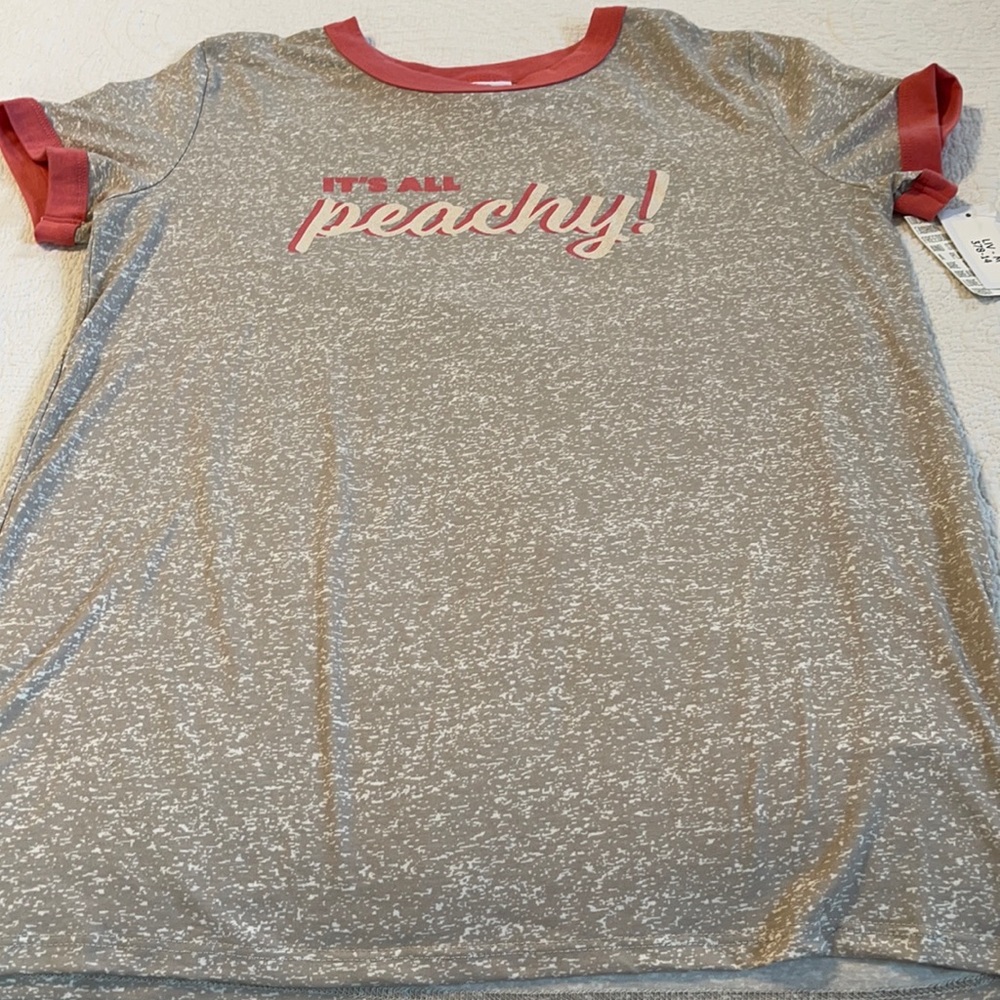 NWT Liv tee